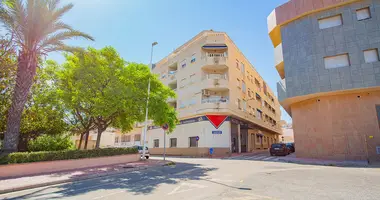 Commercial property 280 m² in Torrevieja, Spain