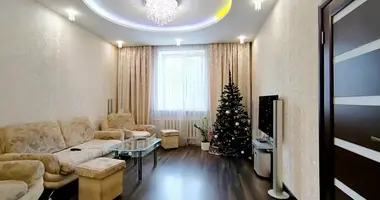 Apartamento 3 habitaciones en Gómel, Bielorrusia