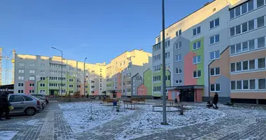 Apartamento 3 habitaciones en Fanipol, Bielorrusia