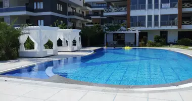 4 room apartment with parking, with sea view, with swimming pool in Alanya, Turkey