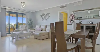2 bedroom apartment in Benalmadena, Spain