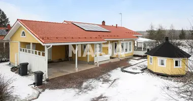 Haus 5 zimmer in Riihimaeki, Finnland