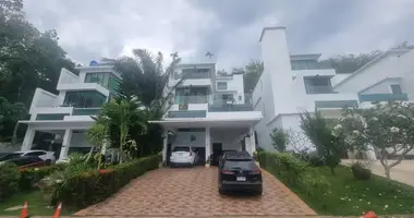 Villa 6 bedrooms with parking, with Balcony, with Furnitured in Phuket, Thailand