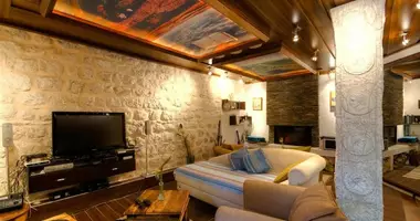 Haus 3 Schlafzimmer in Kotor, Montenegro