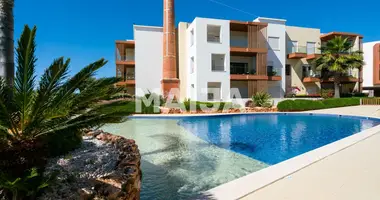 2 bedroom apartment in Portimao, Portugal