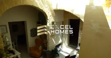 3 bedroom townthouse in Mosta, Malta