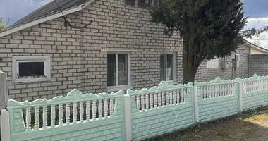 Casa en Losnica, Belarús