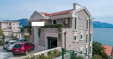 Villa 4 bedrooms with parking, with Sauna, with Bathhouse in Herceg Novi, Montenegro