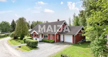 Haus 5 zimmer in Vaasa sub region, Finnland