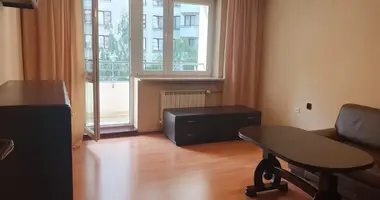 Mieszkanie 2 pokoi w Warszawa, Polska