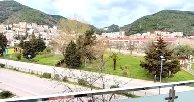 Apartamento 3 habitaciones en Budva, Montenegro