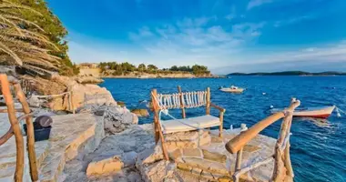 Hotel 370 m² en Grad Hvar, Croacia