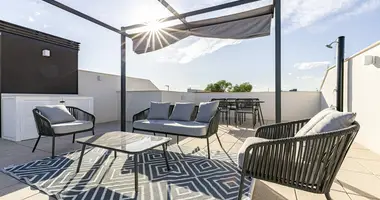 2 bedroom apartment in Pilar de la Horadada, Spain