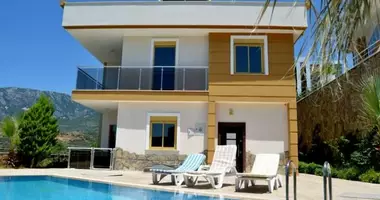 Villa 5 rooms with Sea view, with Swimming pool, with Mountain view in Alanya, Turkey