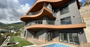 Villa 8 rooms with parking, with Elevator, with Sea view in Alanya, Turkey