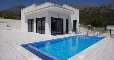 Villa 3 chambres avec vannaya bathroom, avec lichnyy basseyn private pool, avec Certificat énergétique dans l Alfas del Pi, Espagne