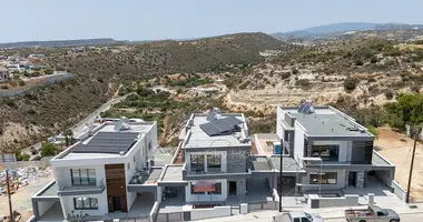 Dom 4 pokoi w Limassol, Cypr