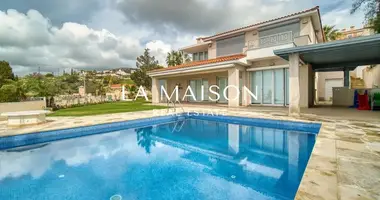 5 bedroom house in Tala, Cyprus