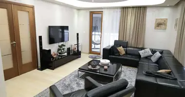 Wohnung 4 Schlafzimmer in Montenegro