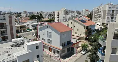 Willa w Strovolos, Cypr