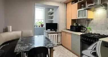 Apartamento 3 habitaciones en Muchaviecki sielski Saviet, Belarús