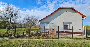 3 room house in Tiszaszentimre, Hungary