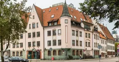 Casa 79 habitaciones en Riga, Letonia