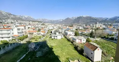 Wohnung 2 Schlafzimmer in Bar, Montenegro