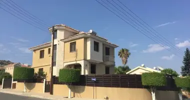 Willa 5 pokojów z Widok na morze, z Basen, z Pierwsza linia brzegowa w Społeczność St. Tychon, Cyprus