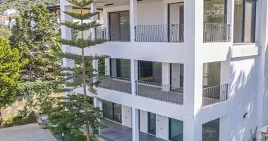 Villa 9 room villa with balcony, with air conditioning, with sea view in Dagbelen, Turkey