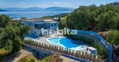 Villa 4 bedrooms with Furnitured, with Elevator, with Air conditioner in Gouvia, Greece