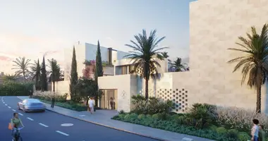 Apartamento 4 habitaciones en Estepona, España