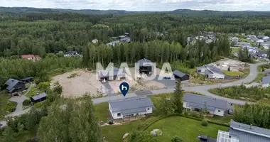 Дом 4 комнаты в Jyvaskyla sub region, Финляндия