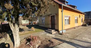 4 room house in Csevharaszt, Hungary