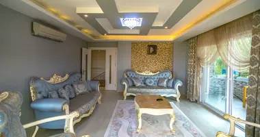 Doppelhaus 8 Zimmer in Alanya, Türkei