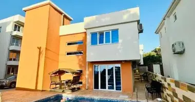 Haus 4 Schlafzimmer in Petrovac, Montenegro