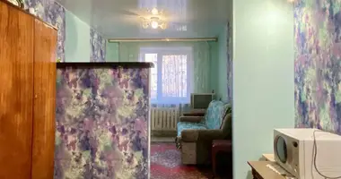 Apartamento 3 habitaciones en 28, Bielorrusia
