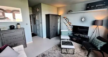 1 room apartment in Warsaw, Poland