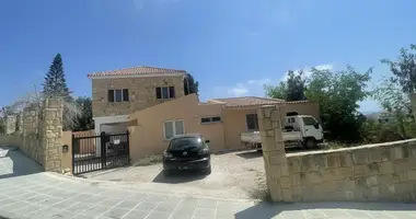 Дом 5 спален в Chloraka, Кипр