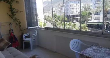 Apartamento 2 habitaciones con ascensor, con Meblirovannaya en Alanya, Turquía
