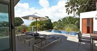 Villa 4 room villa with parking, with balcony, with furniture in Phuket, Thailand
