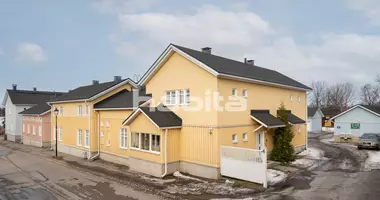Apartamento 4 habitaciones en Raahe, Finlandia