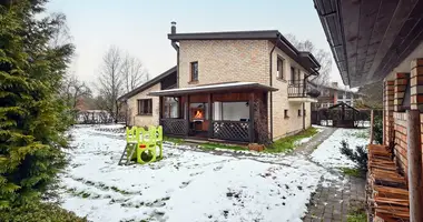 Casa 4 habitaciones en Saulkrasti, Letonia