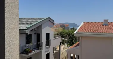 Mieszkanie 4 pokoi w Budva, Czarnogóra