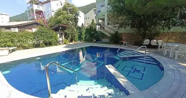 Apartamento 3 habitaciones en Budva, Montenegro
