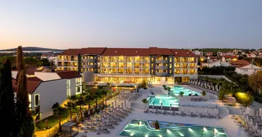 Apartamento 2 habitaciones en Opcina Sveti Filip i Jakov, Croacia