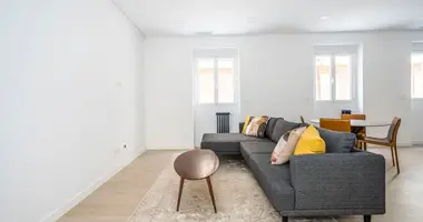 Wohnung 2 Schlafzimmer in Madrid, Spanien