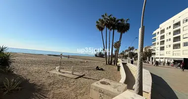 Apartamento 2 habitaciones en Estepona, Španjolska