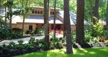 Villa 5 chambres avec Route asphaltée, avec Sauna, avec Disponible dans Géorgie