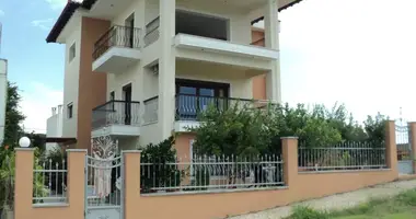 Casa 6 habitaciones en Polygyros, Grecia
